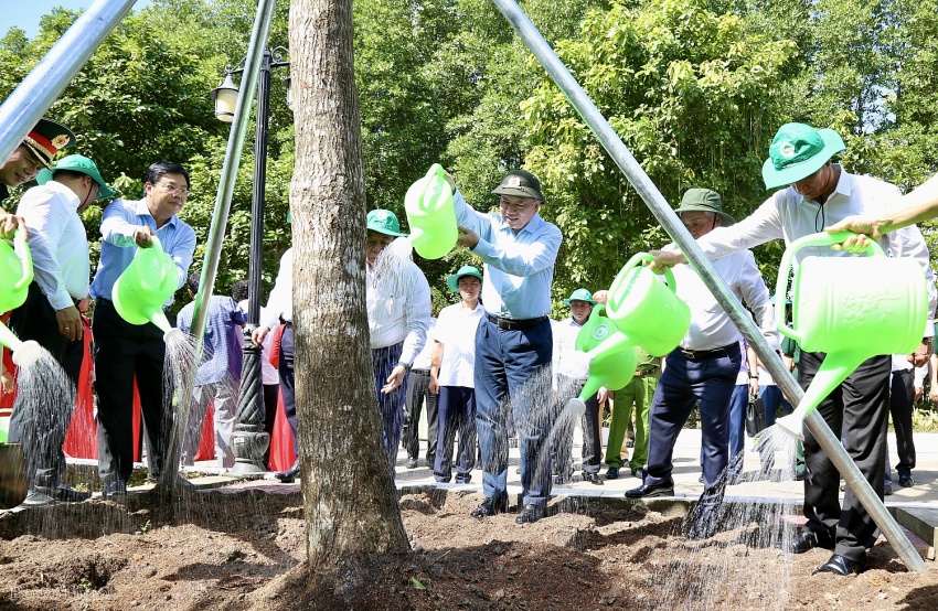 Tổng Bí thư Tô Lâm dự Ngày hội Đại đoàn kết toàn dân tộc tại Đất Mũi